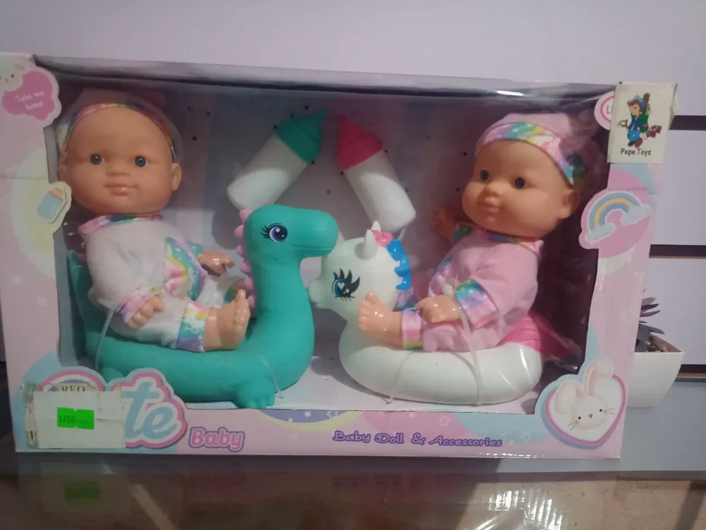 Muñecos gemelos