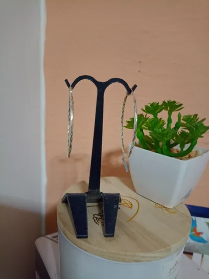 Arracada facetada