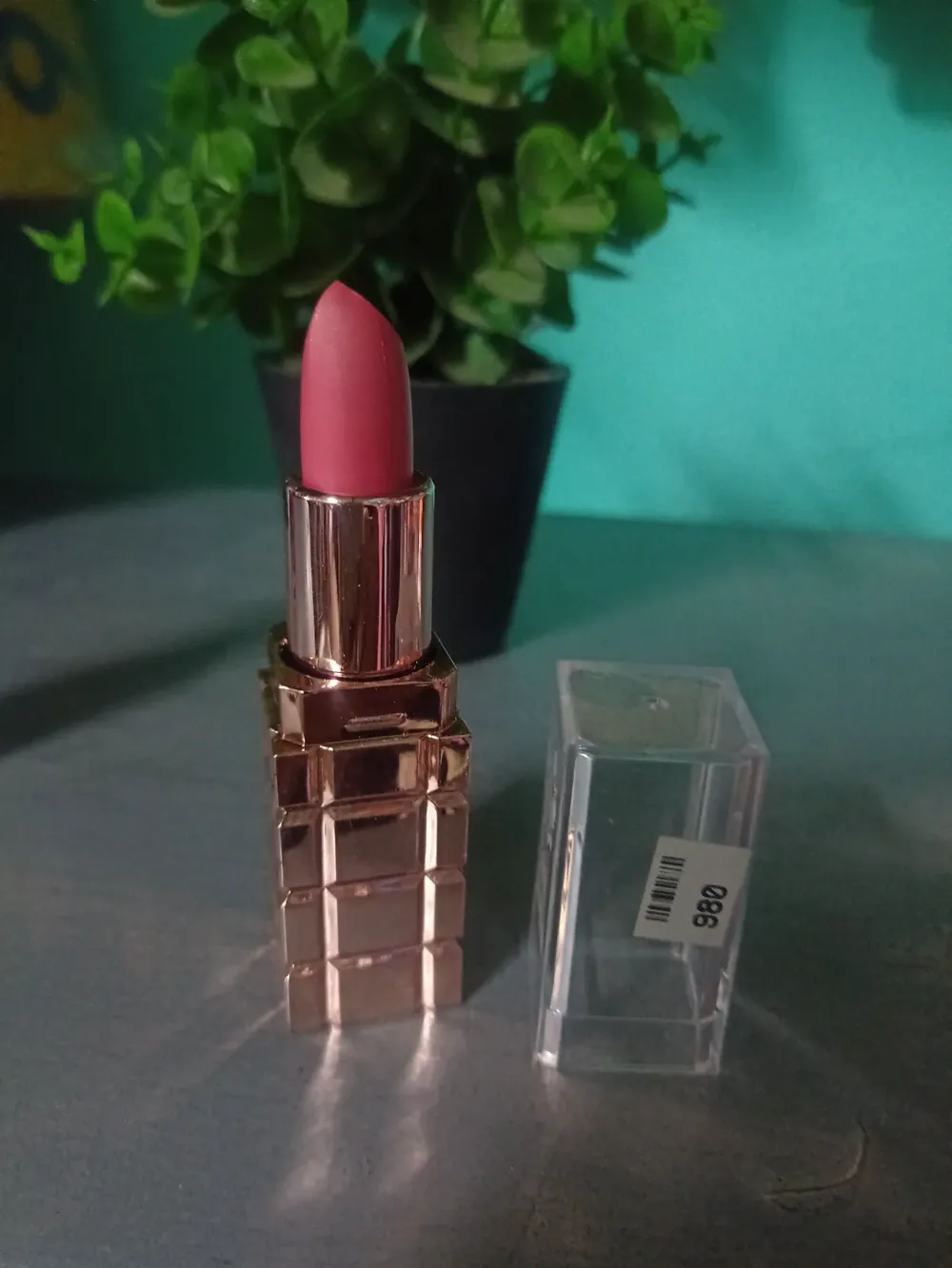 Labial mate