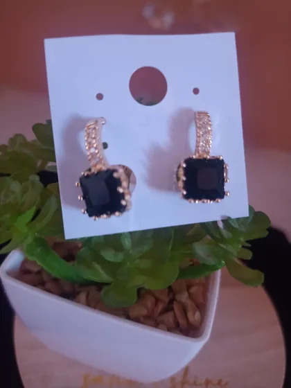 Aretes