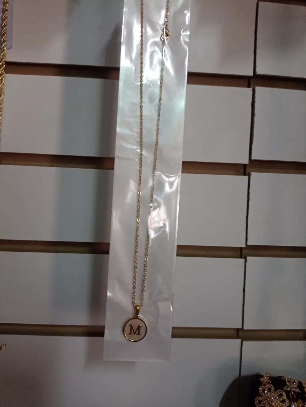 Cadena con inicial